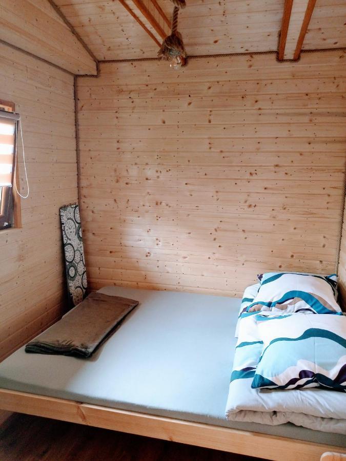 Noclegi Marfikowe Pole Polańczyk Zewnętrze zdjęcie